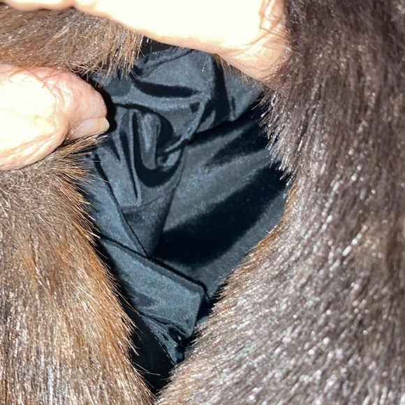 COACO NEW YORK like new rev. br. faux fur w/vert. stripes  and blk $39 - Picture 5 of 11